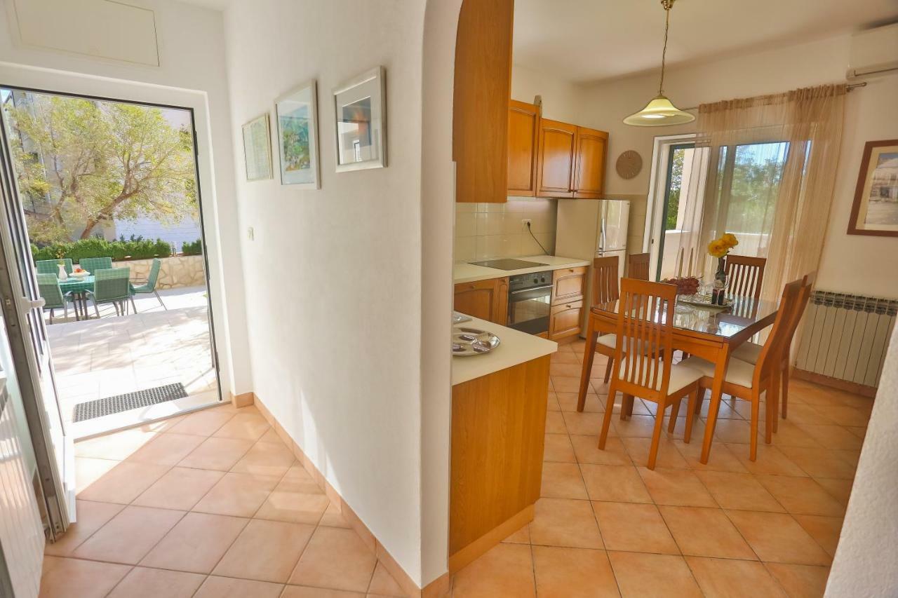 Apartman Stipic 1 Baška Voda Екстериор снимка