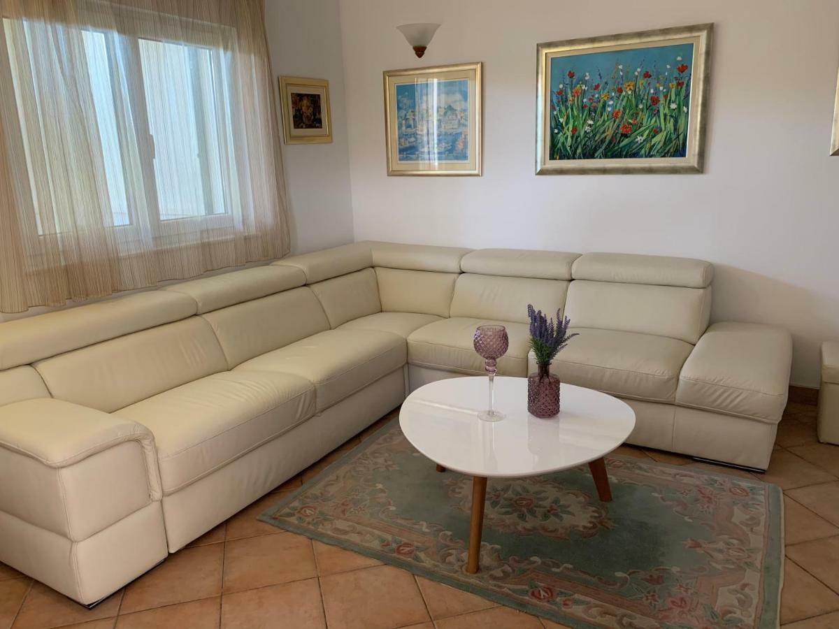 Apartman Stipic 1 Baška Voda Екстериор снимка